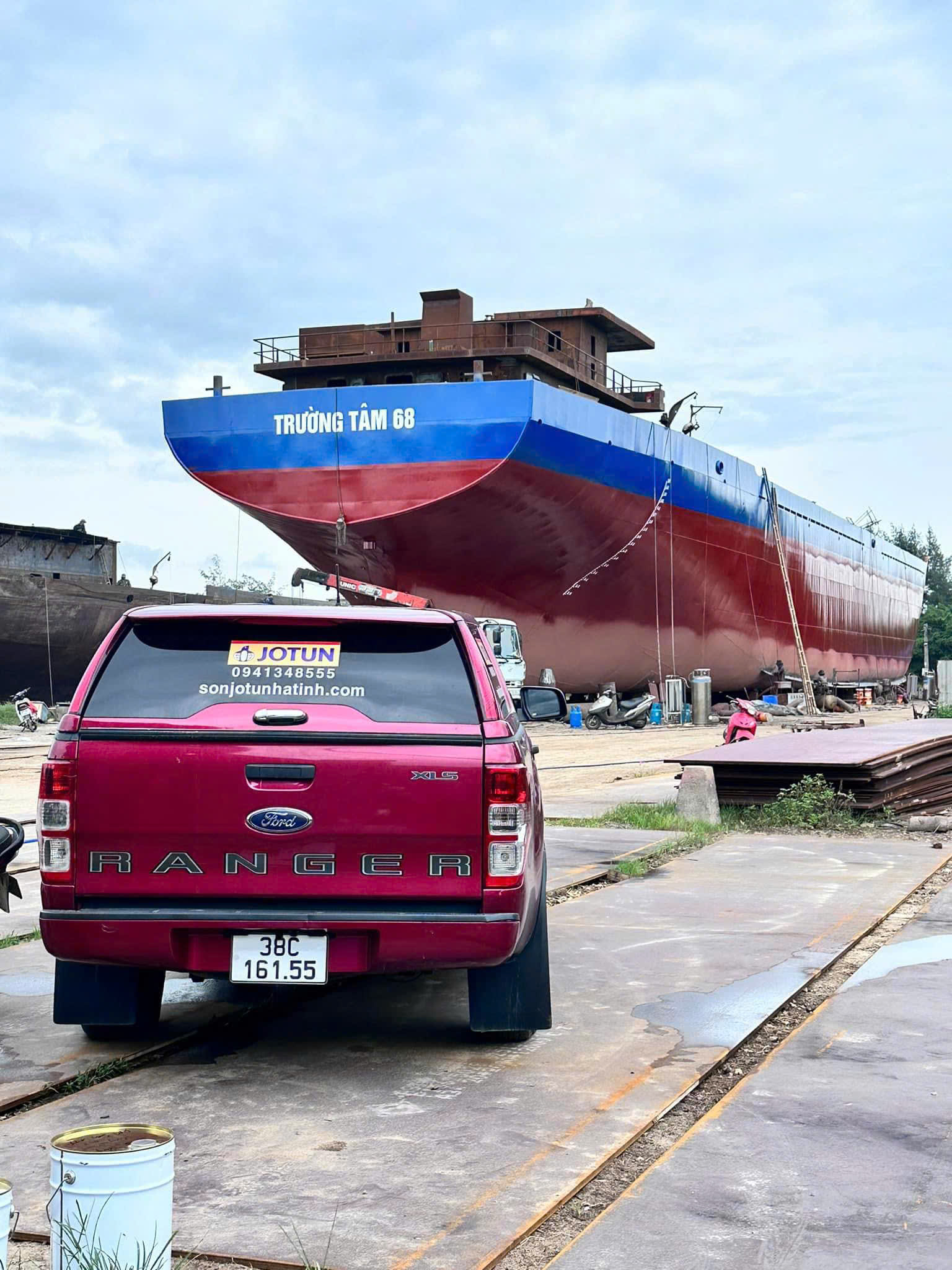 Tàu cá Cửa Nhượng